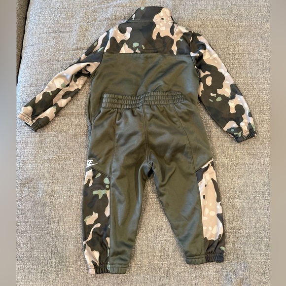 Nike Kids Olive Green Camo Track Set – Jacket & Joggers - Picture 2 of 5